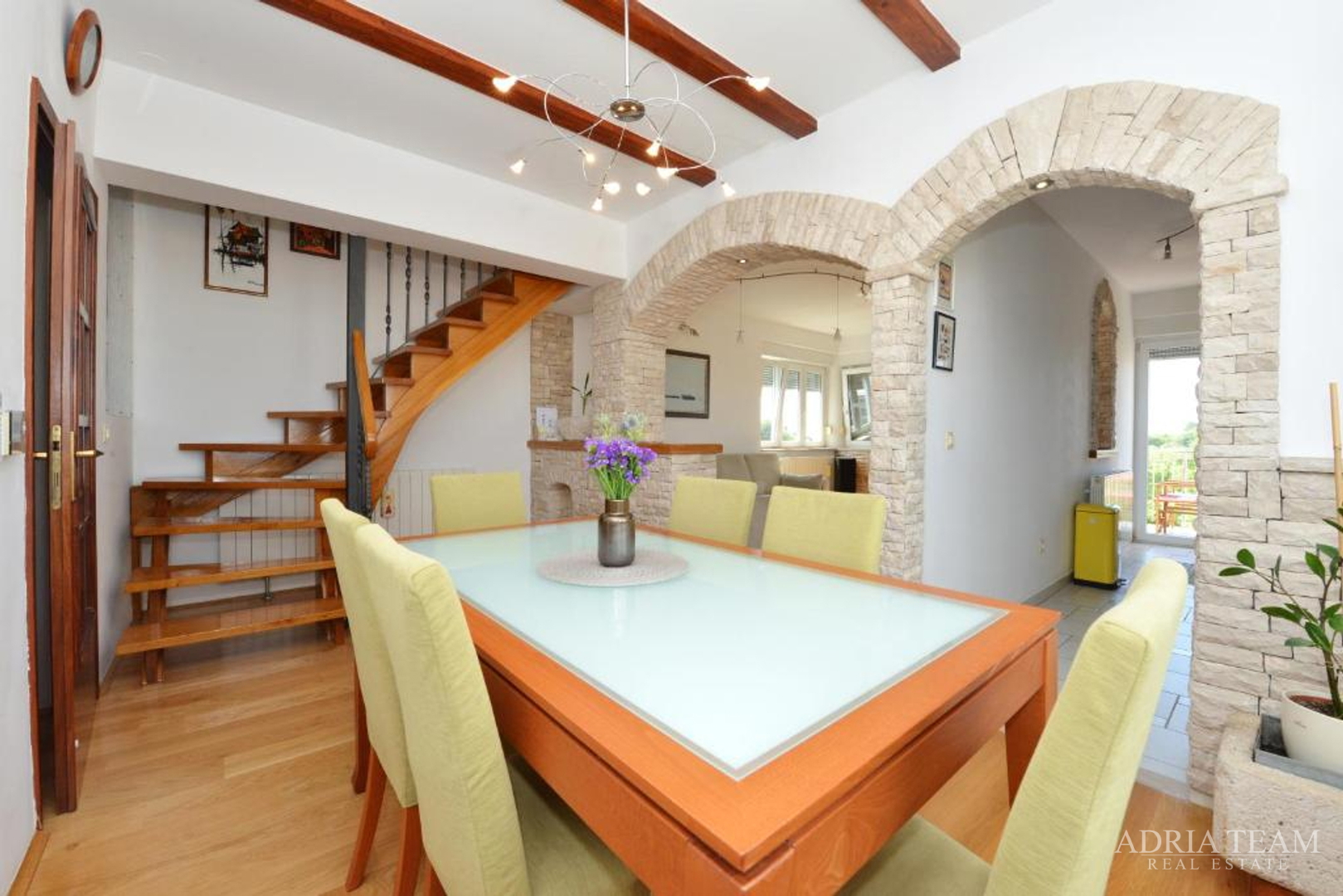 ZWEIETAGENWOHNUNG MIT AUFZUG UND MEERBLICK, NAHE ALLER EINRICHTUNGEN - RELJA, ZADAR