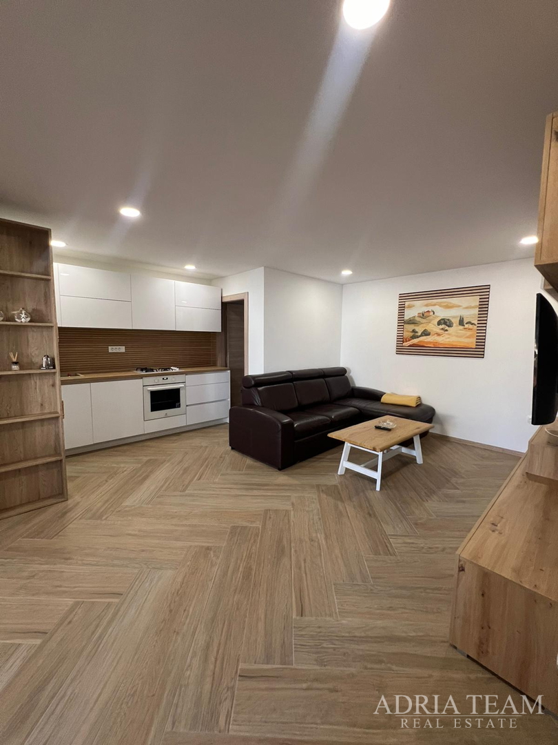 KUĆA S POGLEDOM NA MORE - VIR