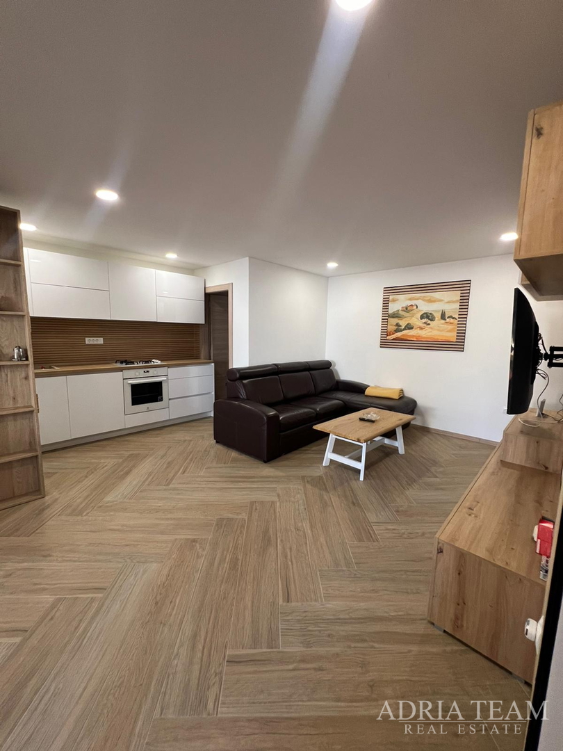 KUĆA S POGLEDOM NA MORE - VIR