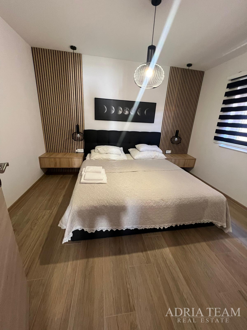 KUĆA S POGLEDOM NA MORE - VIR