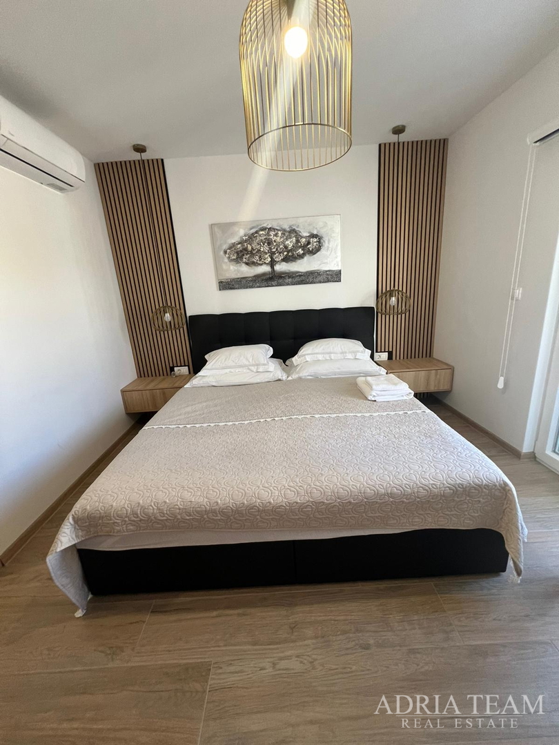 KUĆA S POGLEDOM NA MORE - VIR