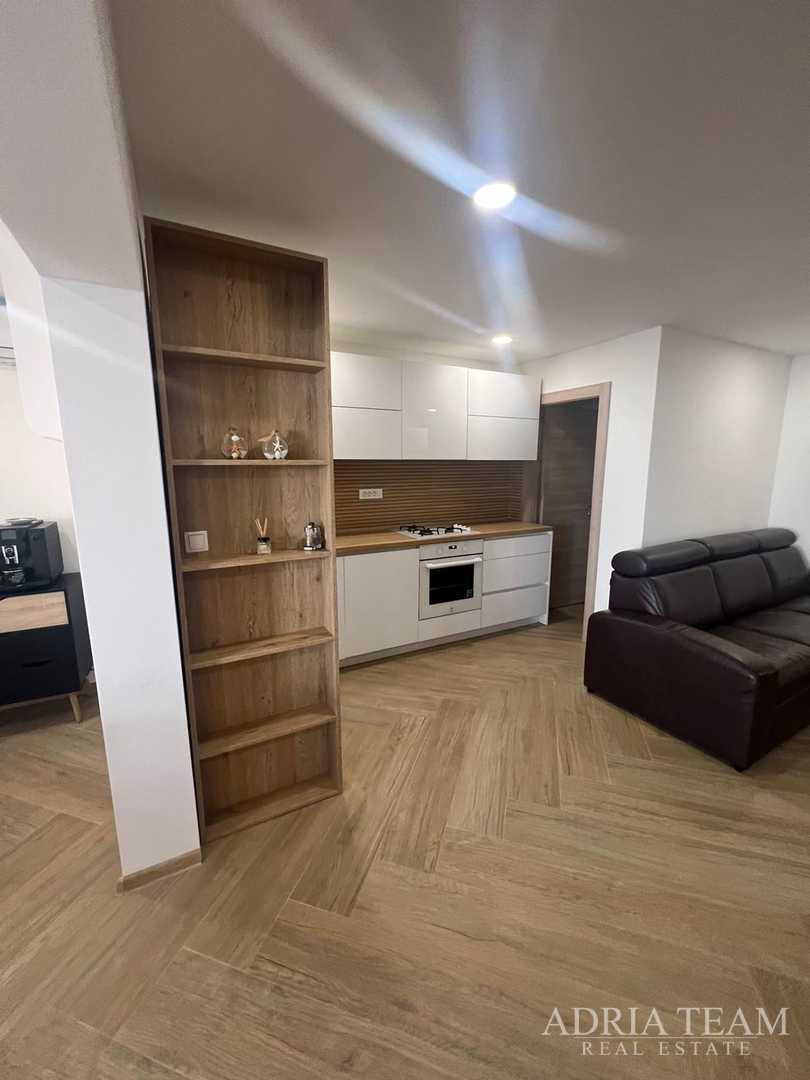 KUĆA S POGLEDOM NA MORE - VIR