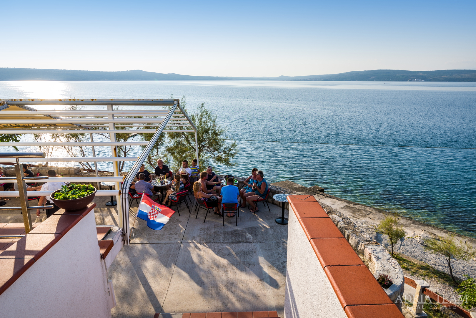 EXKLUSIV!!! HOTEL 3***, ERSTE MEERESLINIE, TOP-LAGE!