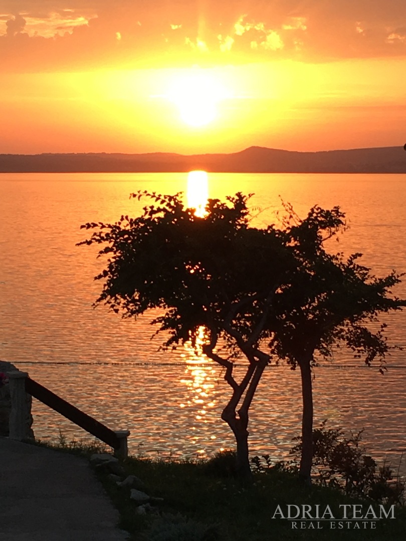 EXKLUSIV!!! HOTEL 3***, ERSTE MEERESLINIE, TOP-LAGE!