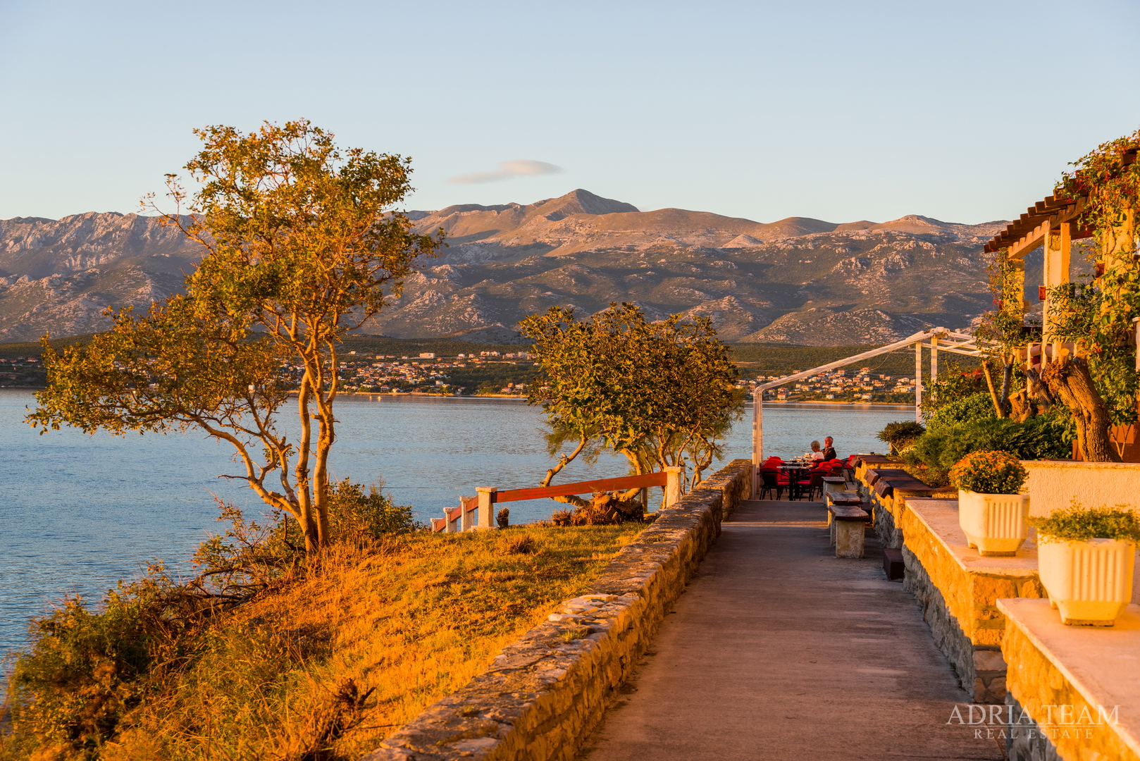 EXKLUSIV!!! HOTEL 3***, ERSTE MEERESLINIE, TOP-LAGE!