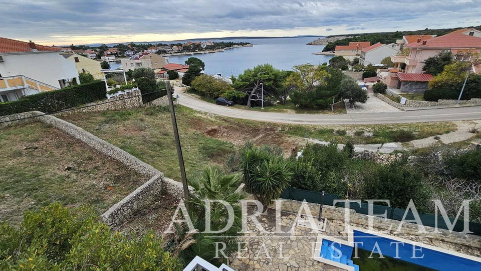 BUILDING LAND - 30 m FROM THE SEA