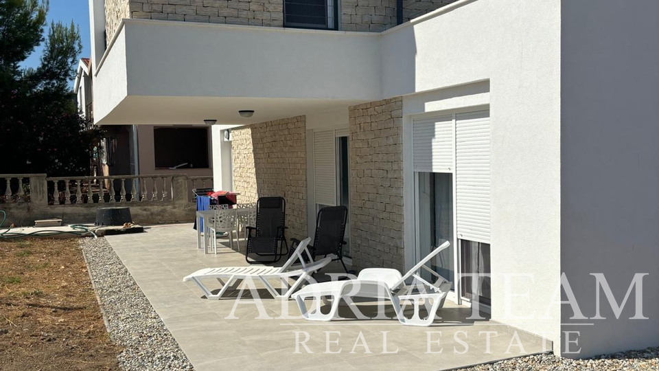 HOUSE WITH GARAGE AND OPEN SEA AND MOUNTAIN VIEW - VIR