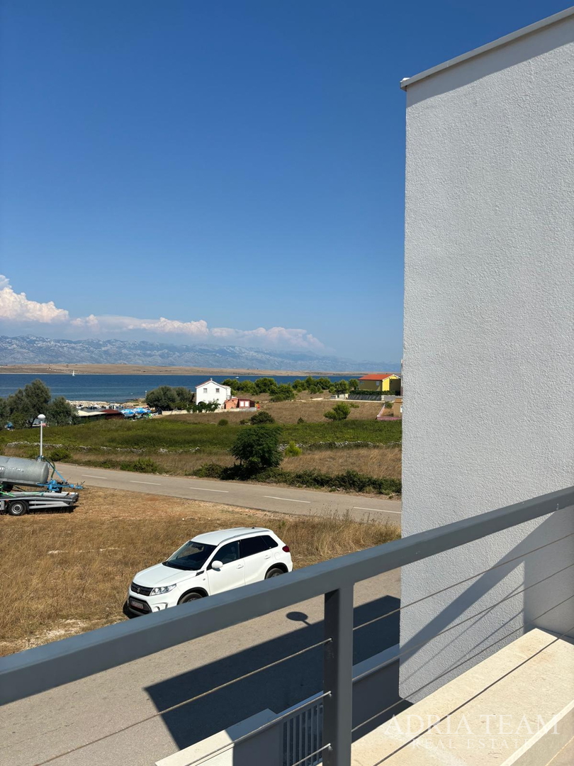 KUĆA S GARAŽOM TE OTVORENIM POGLEDOM NA MORE I PLANINE - VIR