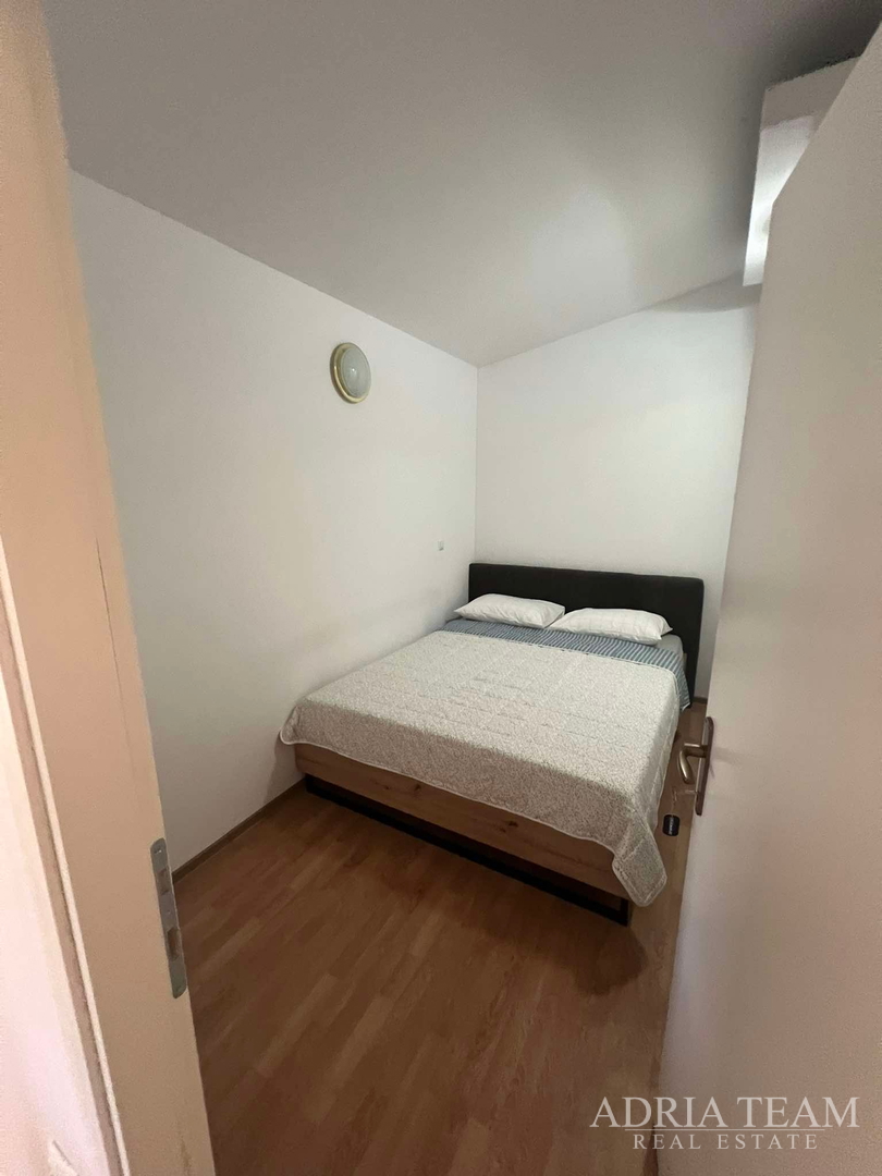 TOP LOCATION!! EXCELLENT OPPORTUNITY FOR COMMERCIAL OR RESIDENTIAL SPACE - ZADAR