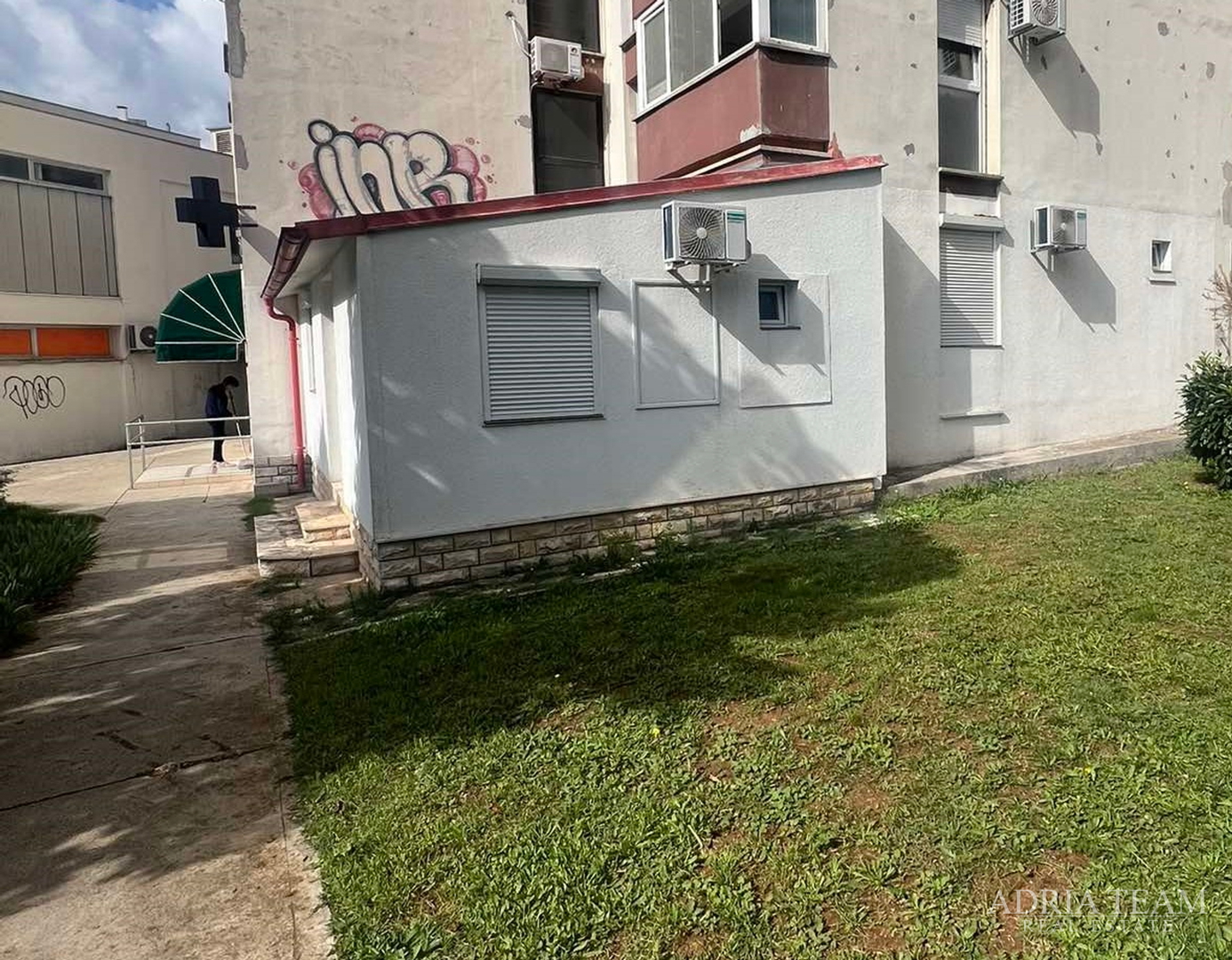 TOP LOCATION!! EXCELLENT OPPORTUNITY FOR COMMERCIAL OR RESIDENTIAL SPACE - ZADAR