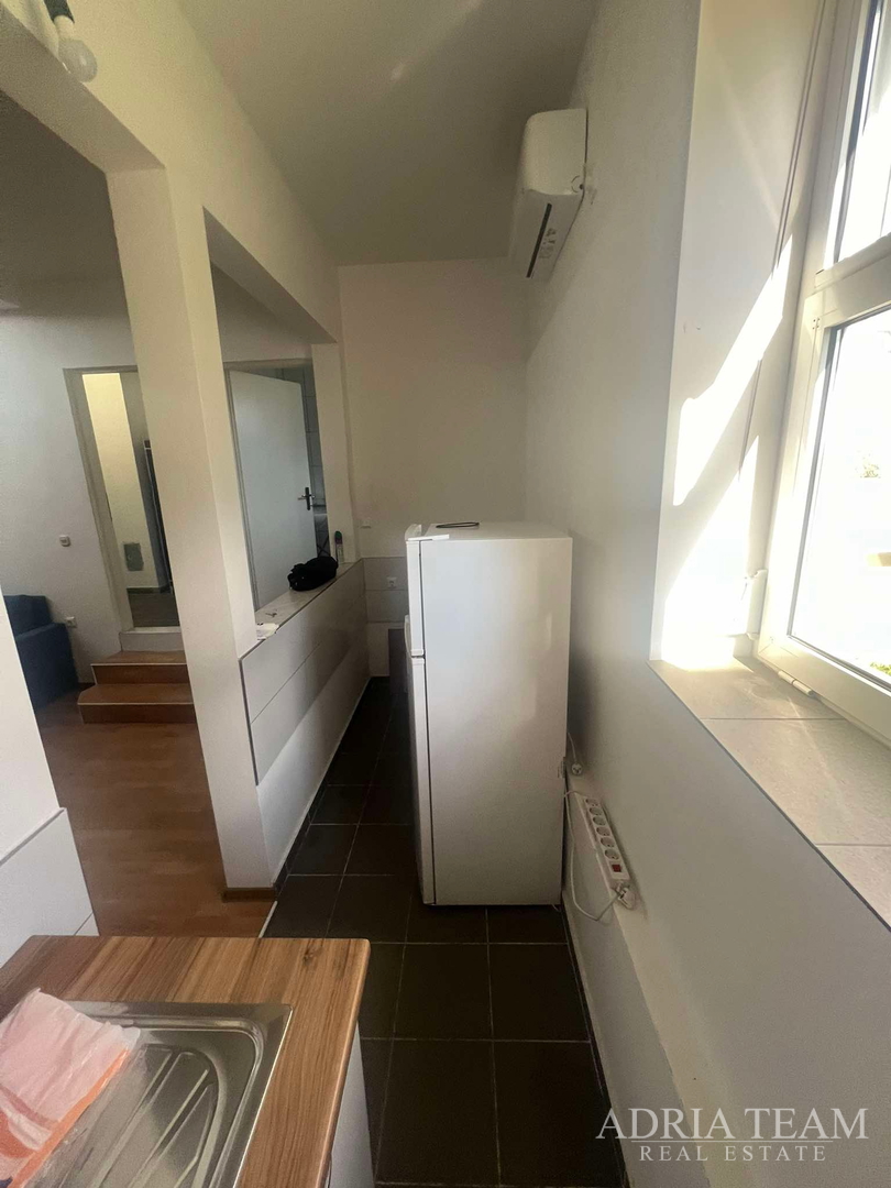 TOP LOCATION!! EXCELLENT OPPORTUNITY FOR COMMERCIAL OR RESIDENTIAL SPACE - ZADAR