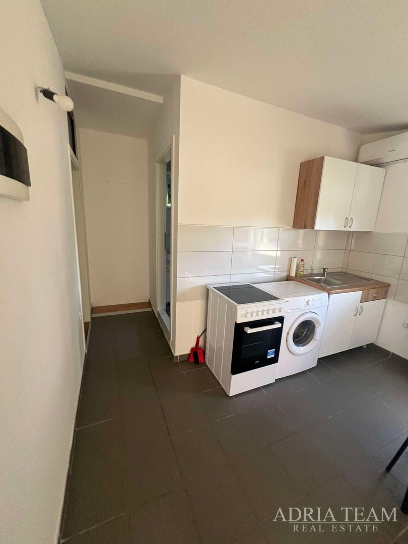 TOP LOCATION!! EXCELLENT OPPORTUNITY FOR COMMERCIAL OR RESIDENTIAL SPACE - ZADAR