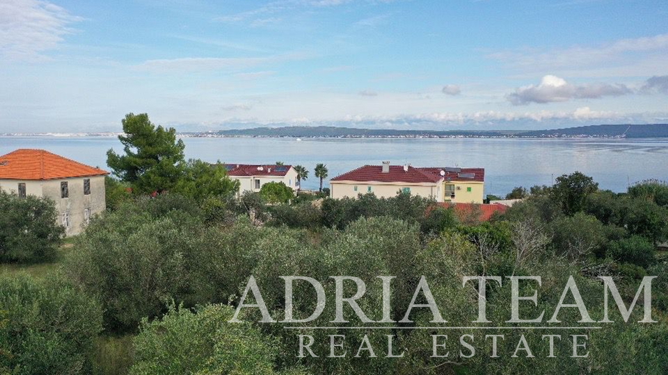 GREAT OPPORTUNITY!! BUILDING PLOT 80 m FROM THE SEA WITH SEA VIEW, BANJ - PAŠMAN