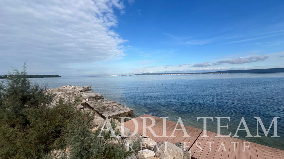 GREAT OPPORTUNITY!! BUILDING PLOT 80 m FROM THE SEA WITH SEA VIEW, BANJ - PAŠMAN