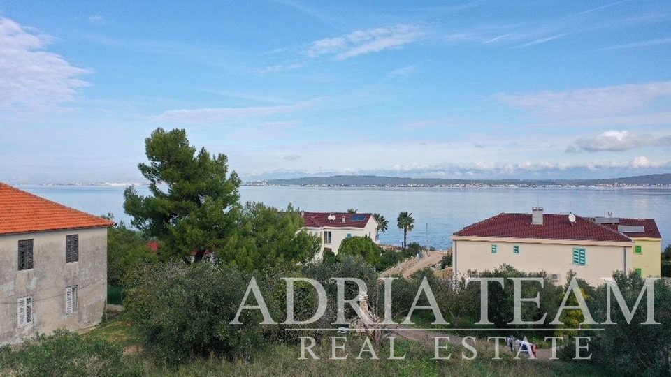 GREAT OPPORTUNITY!! BUILDING PLOT 80 m FROM THE SEA WITH SEA VIEW, BANJ - PAŠMAN