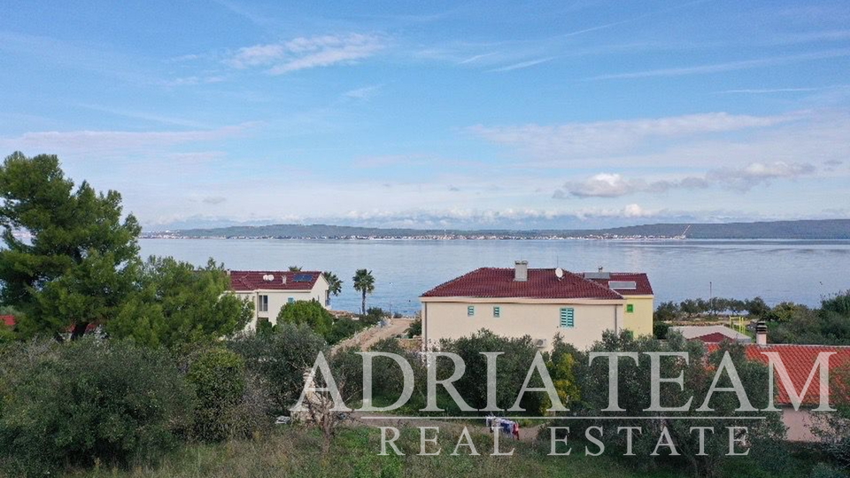 GREAT OPPORTUNITY!! BUILDING PLOT 80 m FROM THE SEA WITH SEA VIEW, BANJ - PAŠMAN