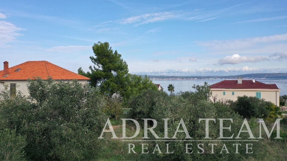 GREAT OPPORTUNITY!! BUILDING PLOT 80 m FROM THE SEA WITH SEA VIEW, BANJ - PAŠMAN