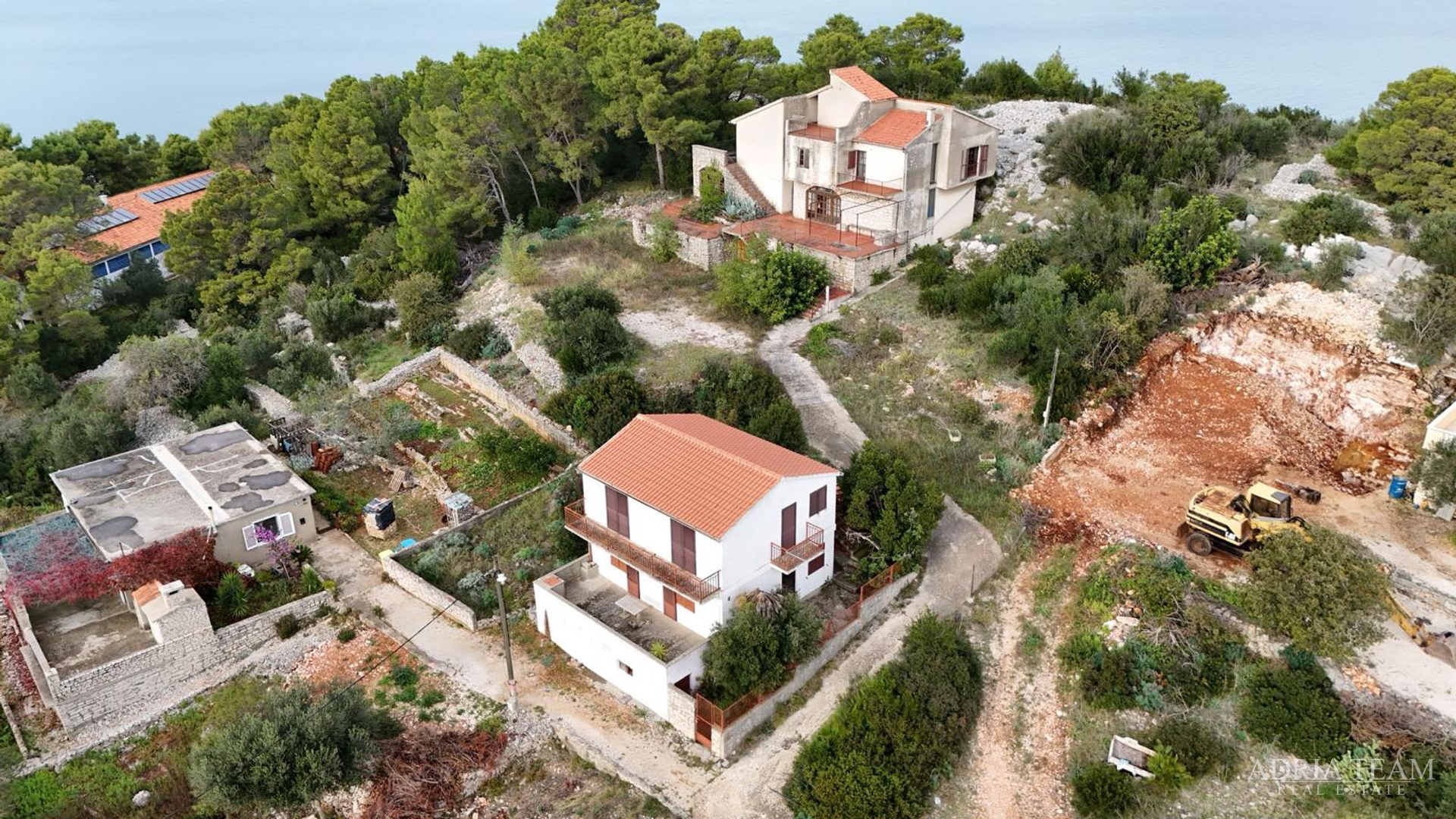 POSLOVNO-STAMBENI OBJEKT, POGLED NA MORE - SALI, DUGI OTOK