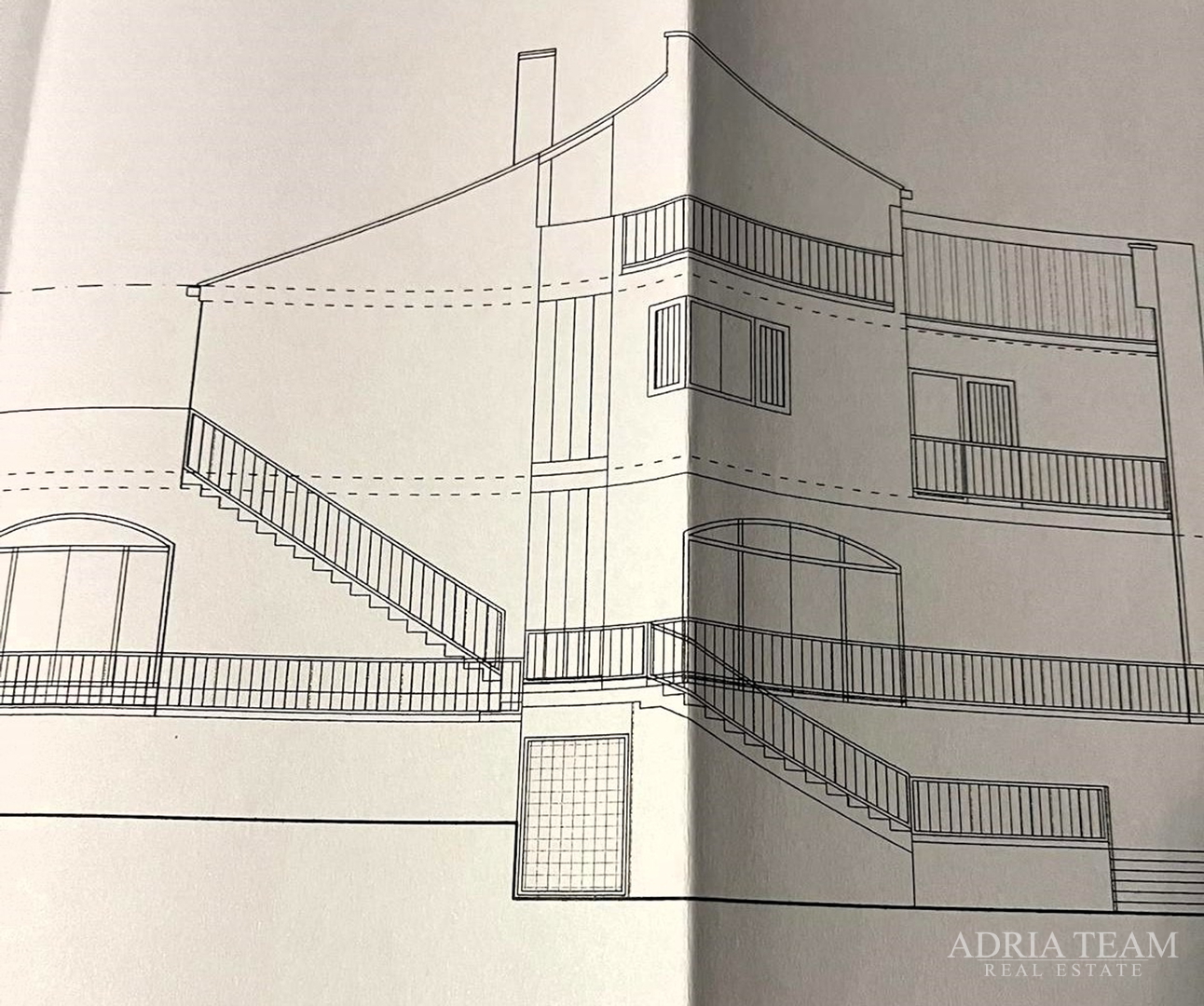 POSLOVNO-STAMBENI OBJEKT, POGLED NA MORE - SALI, DUGI OTOK