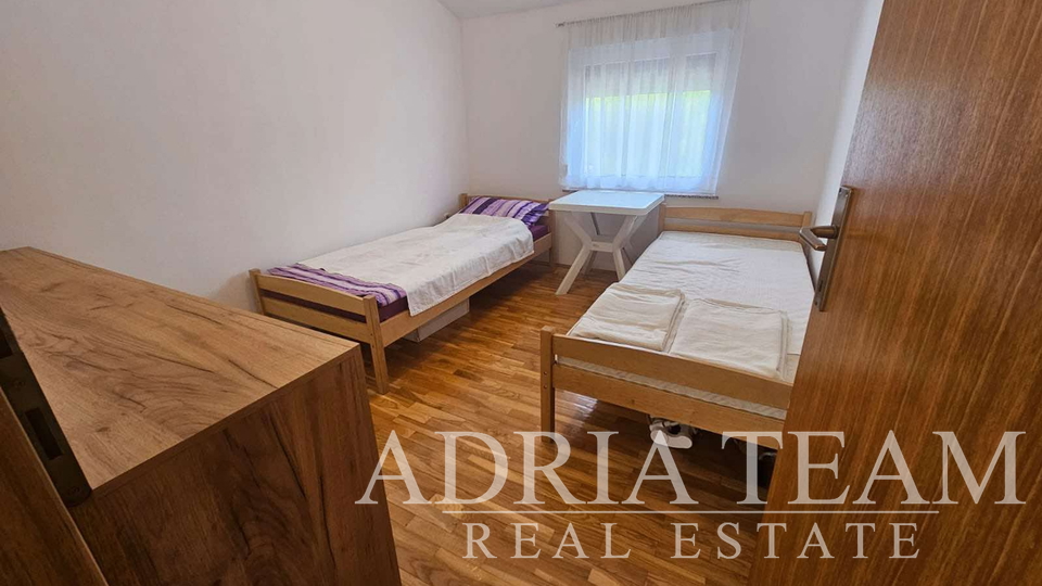 DVOSOBNI APARTMAN, 400 m OD MORA, VRSI - MULO