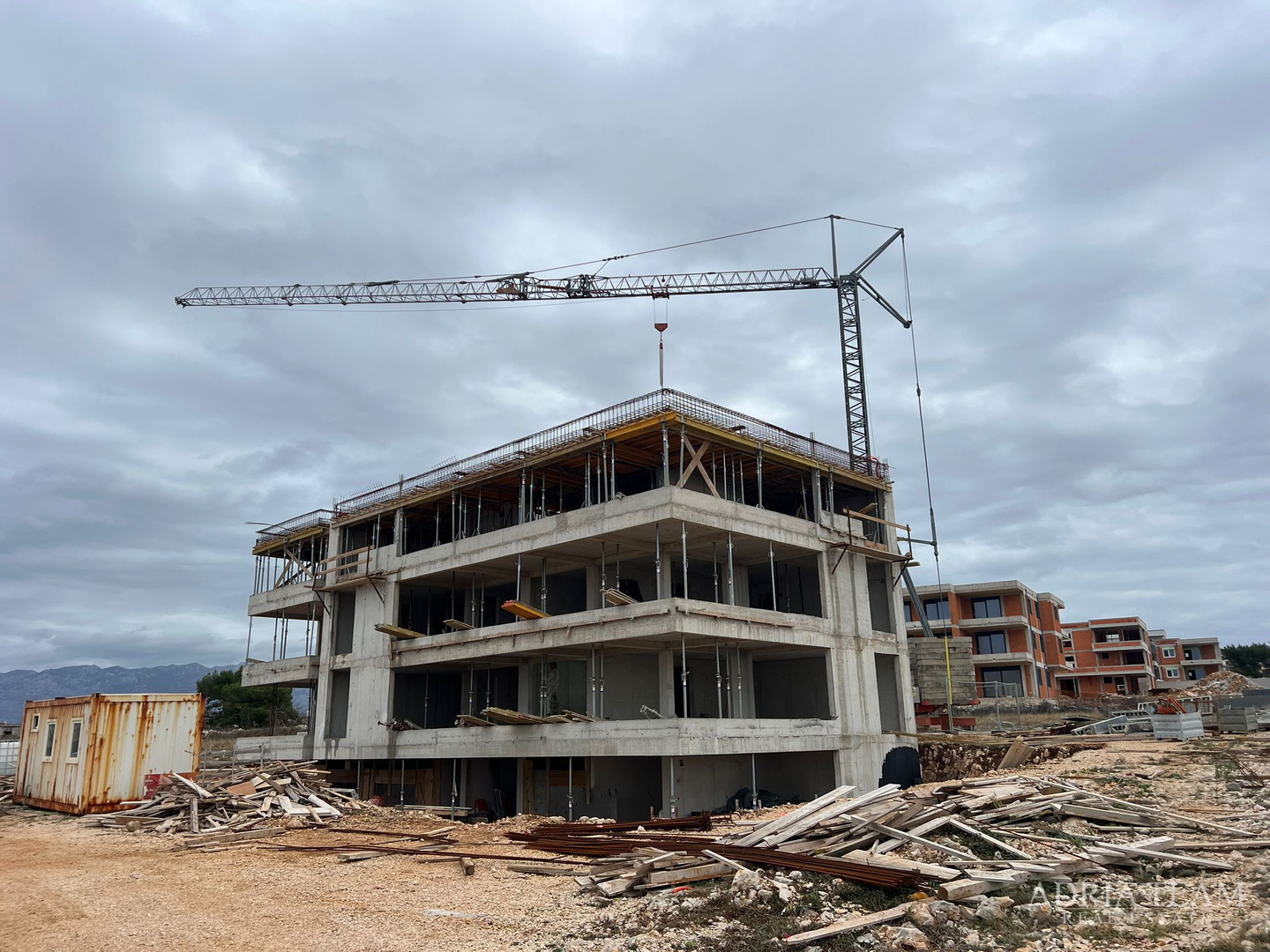 APARTMENTS IN A RESIDENTIAL BUILDING WITH ELEVATOR, NEW CONSTRUCTION - POVLJANA, PAG