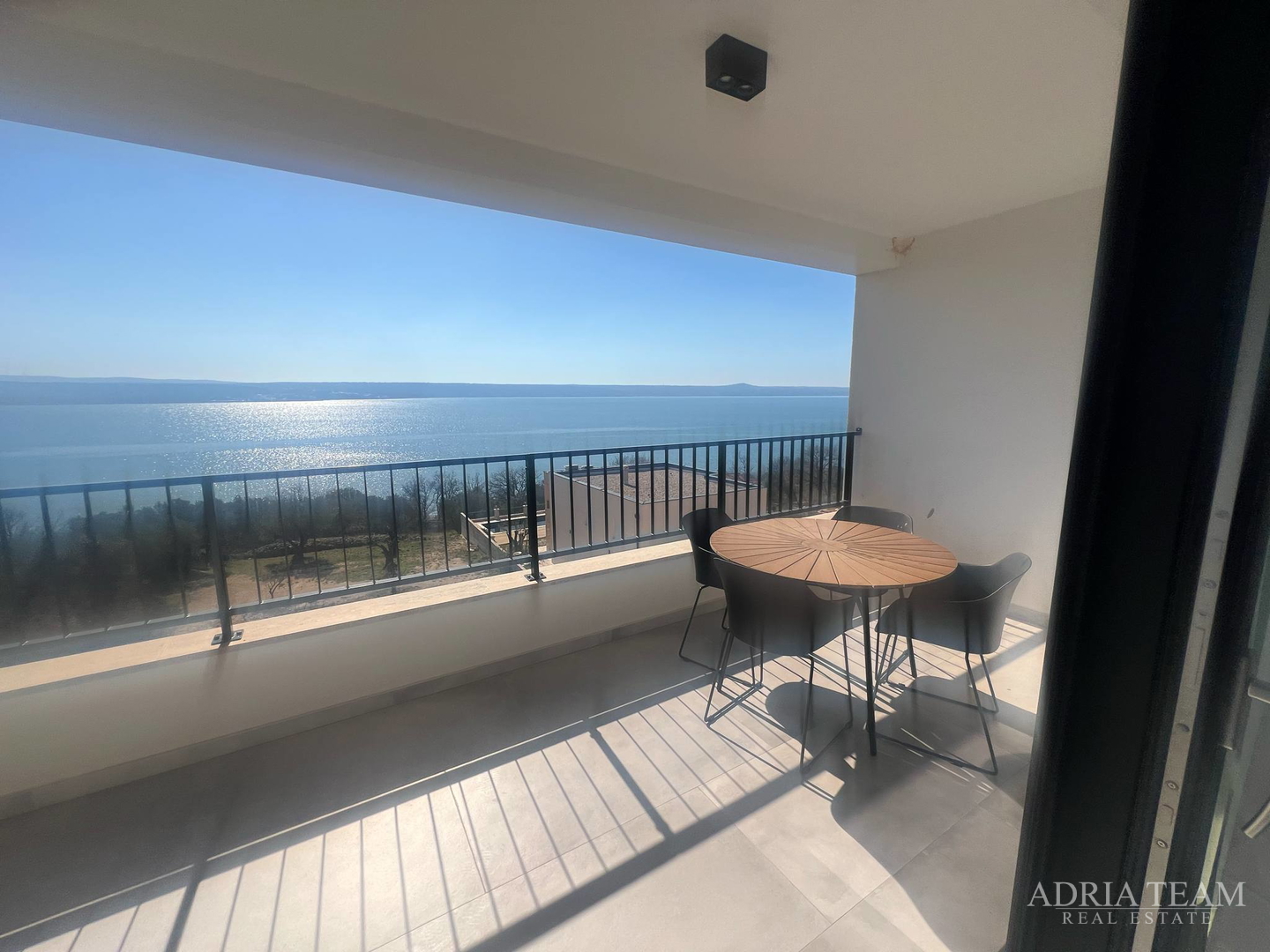 NEUE WOHNUNGEN MIT OFFENEM MEERBLICK, MASLENICA