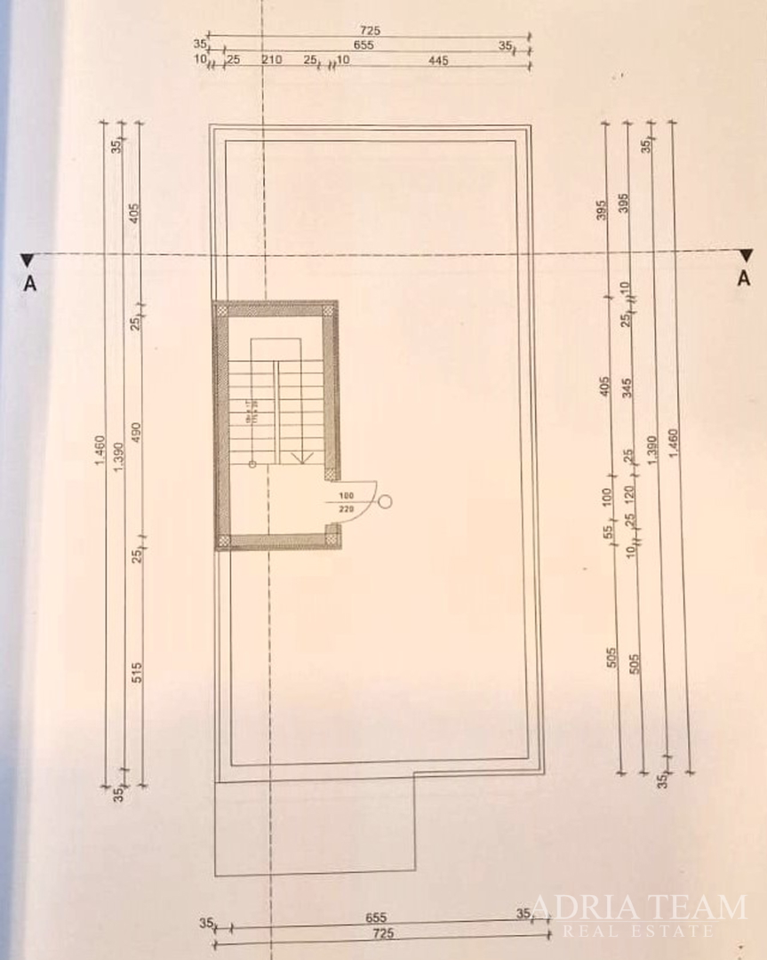 STAMBENA ZGRADA S TRI STAMBENE JEDINICE I KROVNOM TERASOM - VIR
