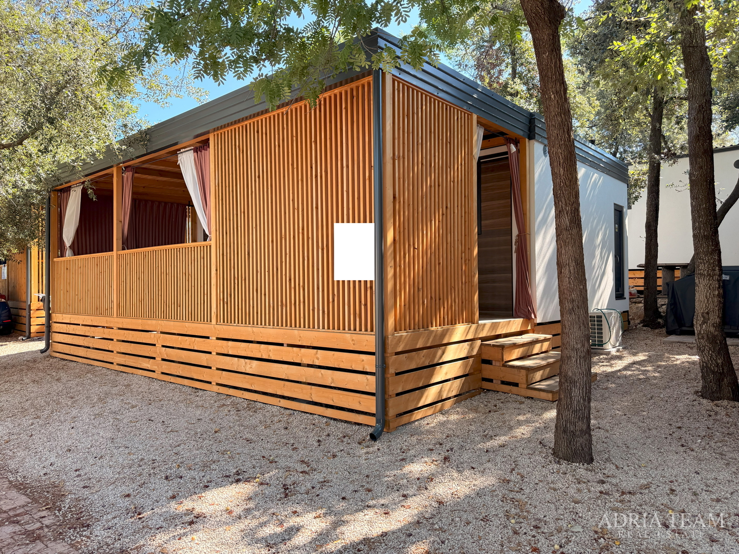 VOLL AUSGESTATTETES MOBILHEIM, 175 M VOM MEER ENTFERNT, AKTIONSPREIS! - BIOGRAD NA MORU