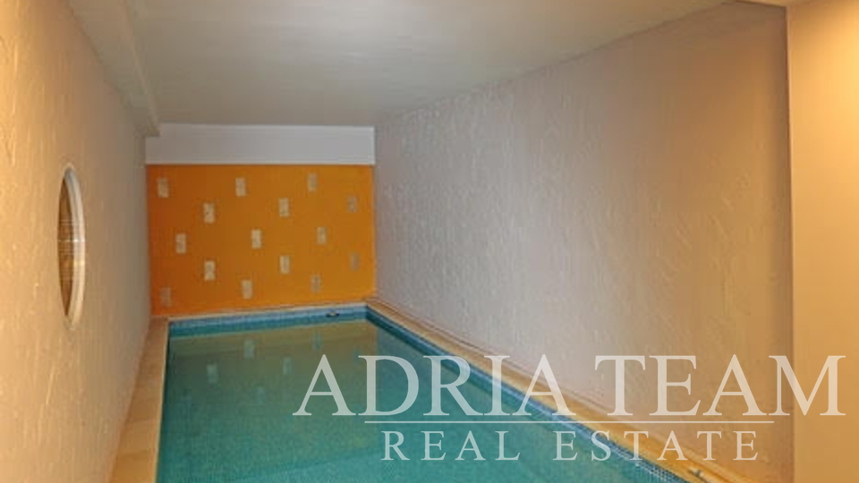 House, 458 m2, For Sale, Samobor