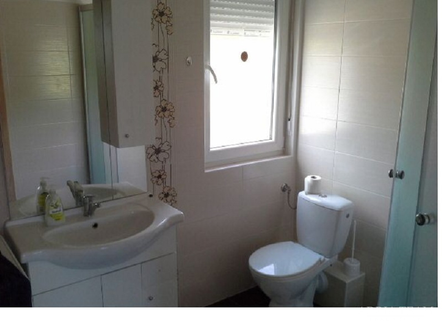 DVIJE APARTMANSKE KUĆE NA PRODAJU, OTOK RAB – BARBAT