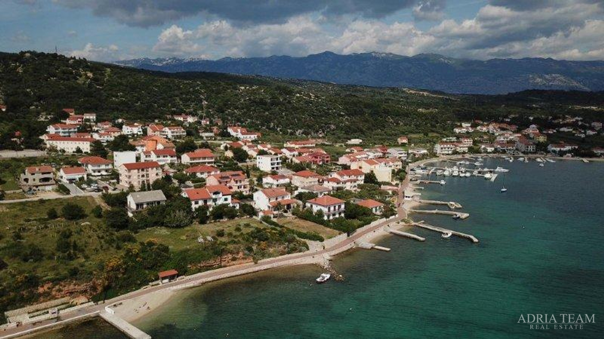 DVIJE APARTMANSKE KUĆE NA PRODAJU, OTOK RAB – BARBAT