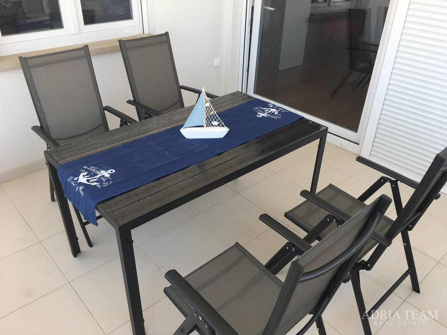 APARTMENT WITH A BEAUTIFUL SEA VIEW, 50 m FROM THE SEA - PAG