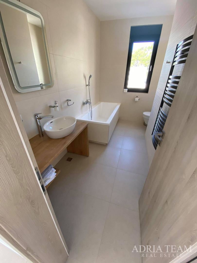 Exklusive Villen mit Pool und Meerblick, Makarska - Veliko Brdo