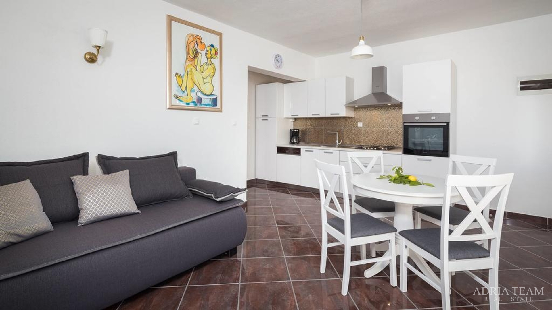 APARTMANSKA KUĆA, TROGIR