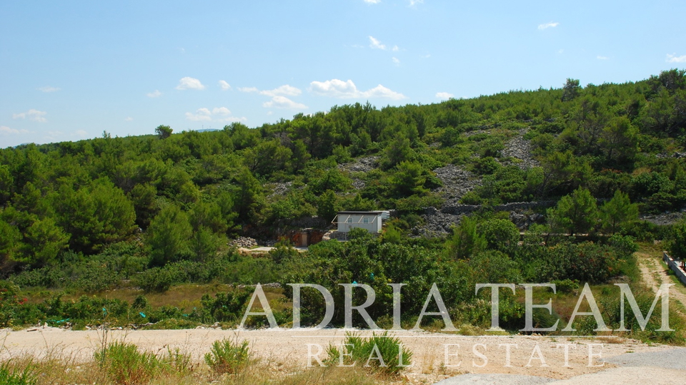 BUILDING PLOT, NOVIGRAD - INVESTMENT