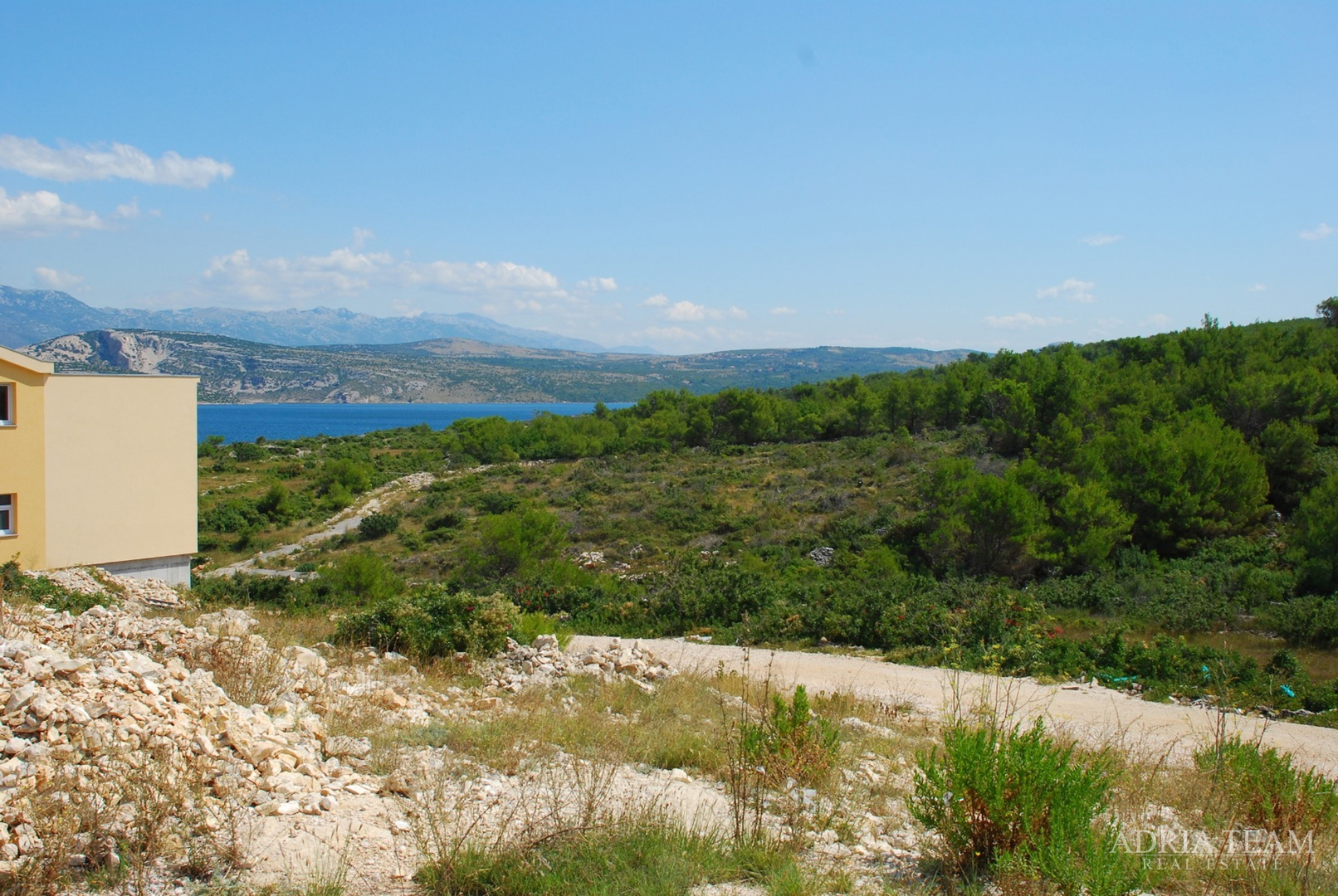 GRAĐEVINSKA PARCELA, NOVIGRAD - INVESTICIJA