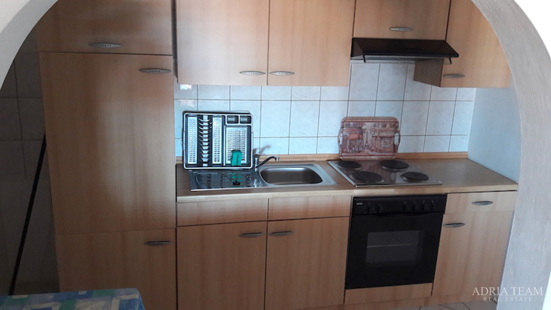 APARTMENT HOUSE - VIR