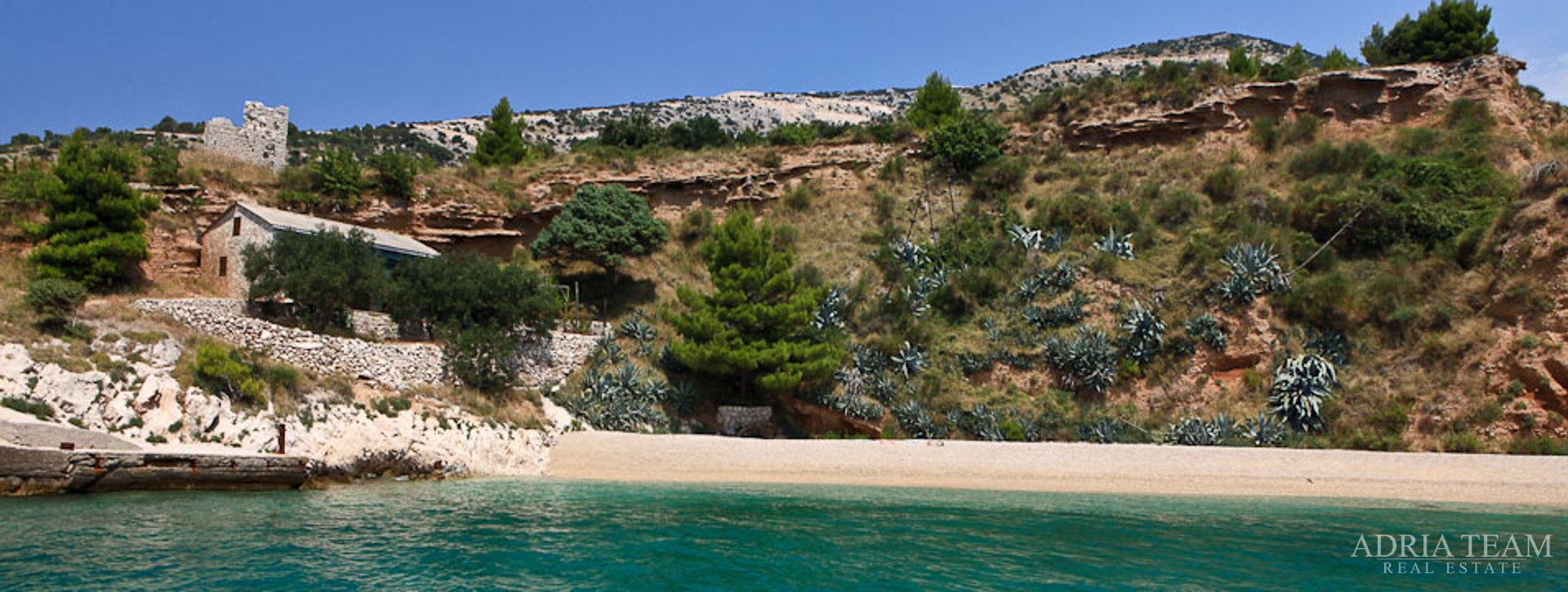 AGRICULTURAL LAND - CLOSE TO A BEAUTIFUL BEACH - SPECTACULAR VIEW
