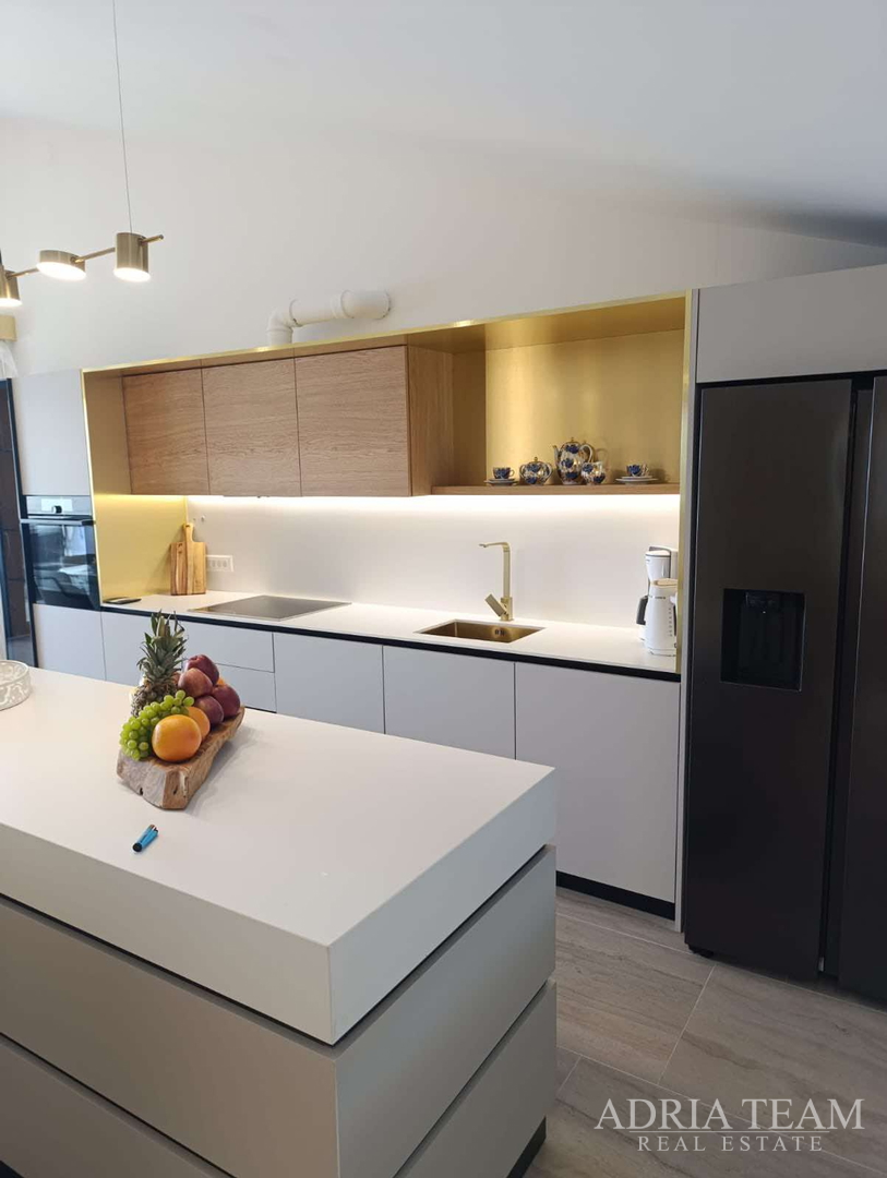 APARTMANI U NOVOGRADNJI, 20 m OD MORA - TOP POZICIJA!!! POVLJANA - PAG