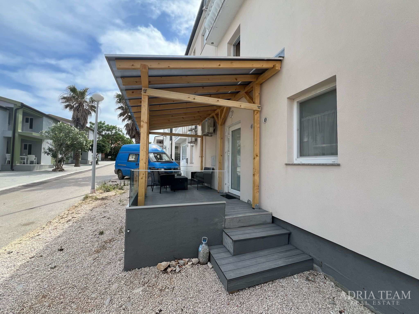 EINZIMMERAPARTMENT KOMPLETT RENOVIERT! 100 m VOM MEER, VIR - ZADAR