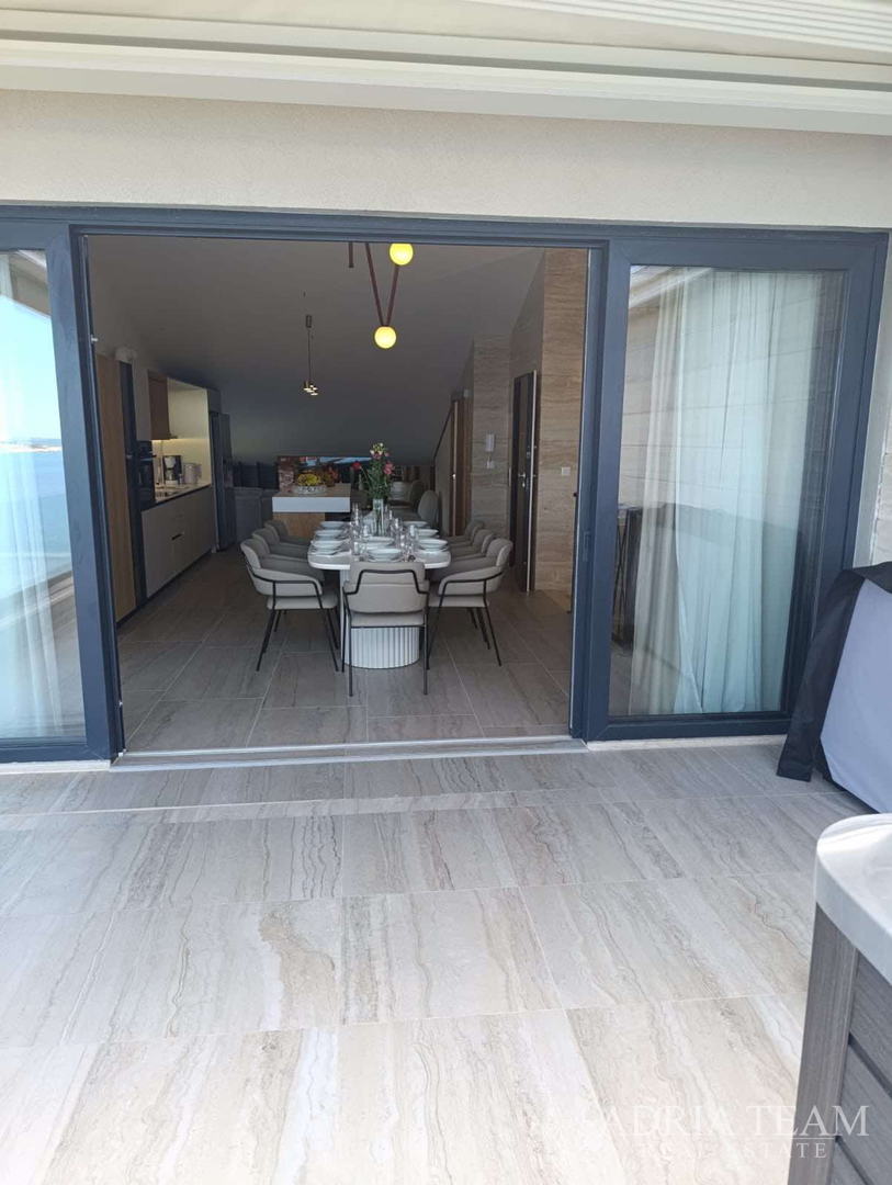 APARTMANI U NOVOGRADNJI, 20 m OD MORA - TOP POZICIJA!!! POVLJANA - PAG
