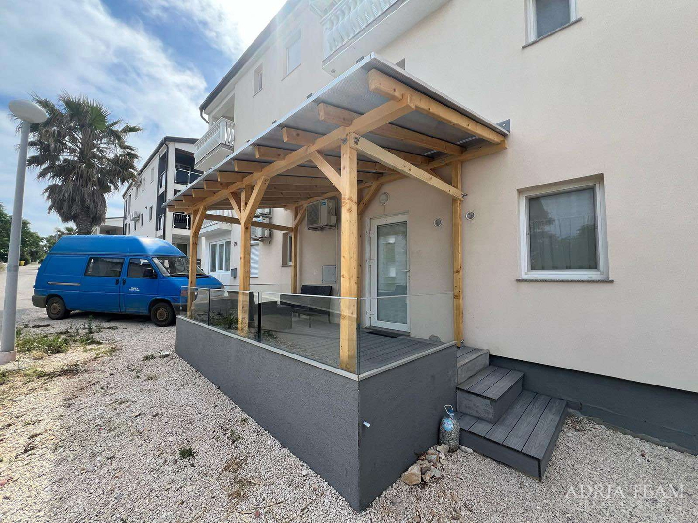 EINZIMMERAPARTMENT KOMPLETT RENOVIERT! 100 m VOM MEER, VIR - ZADAR