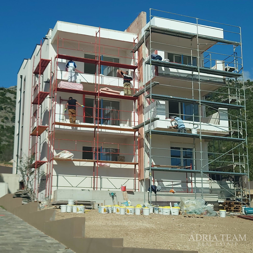 APARTMENTS IN NEW BUILDING 200 m FROM THE SEA - SELINE