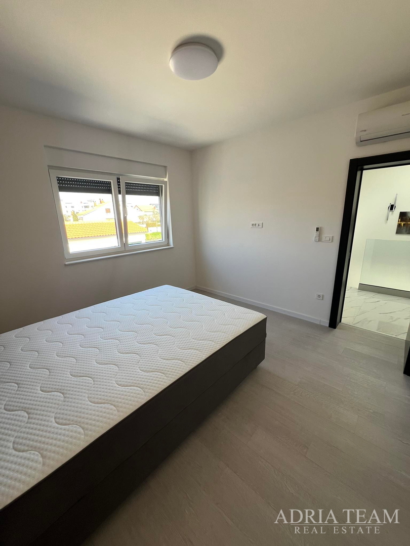 POLOVICA DVOJNE KUĆE,  NOVOGRADNJA - VIR