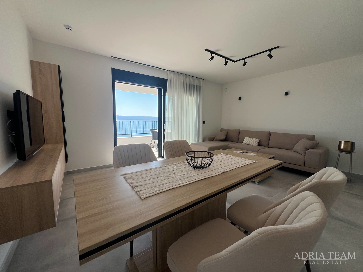 NEUE WOHNUNGEN MIT OFFENEM MEERBLICK, MASLENICA