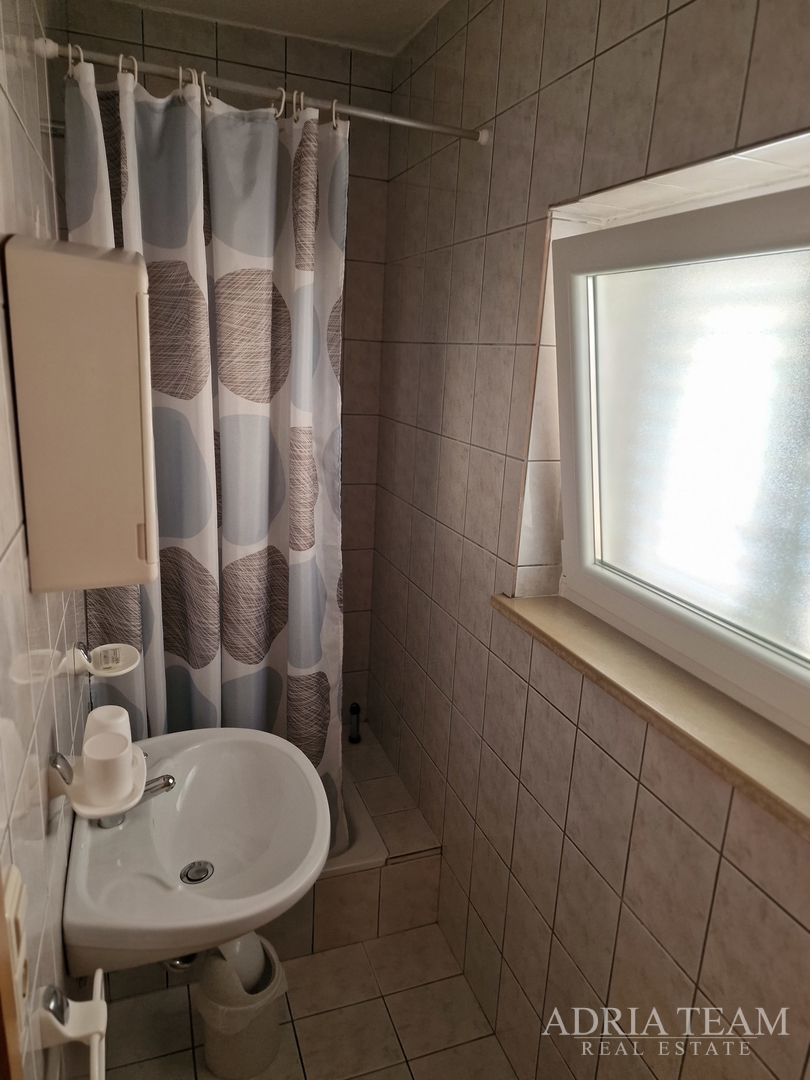 APARTMANSKA KUĆA - 1. RED DO MORA