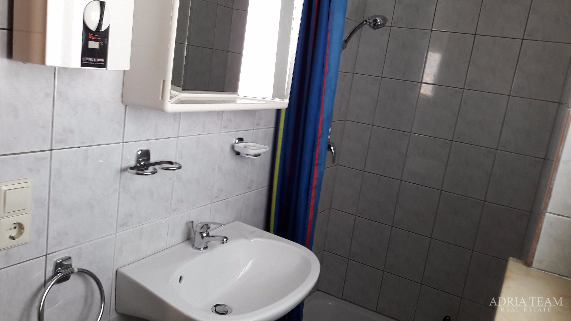 APARTMANSKA KUĆA - 1. RED DO MORA