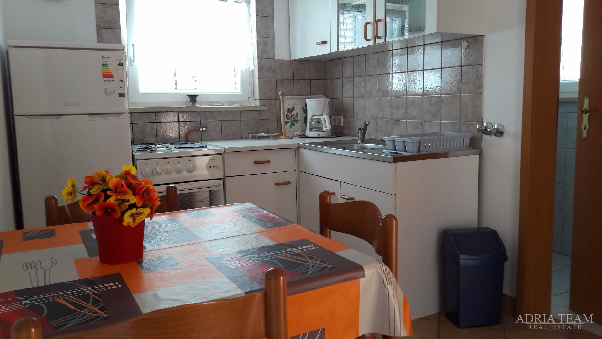 APARTMANSKA KUĆA - 1. RED DO MORA