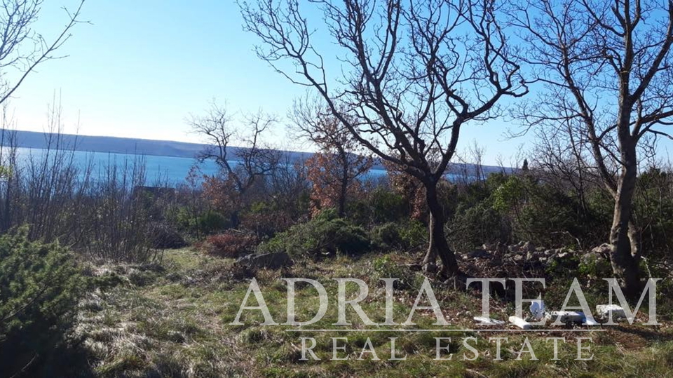 BUILDING LAND, QUIET LOCATION AND PRIVACY, JASENICE - MASLENICA