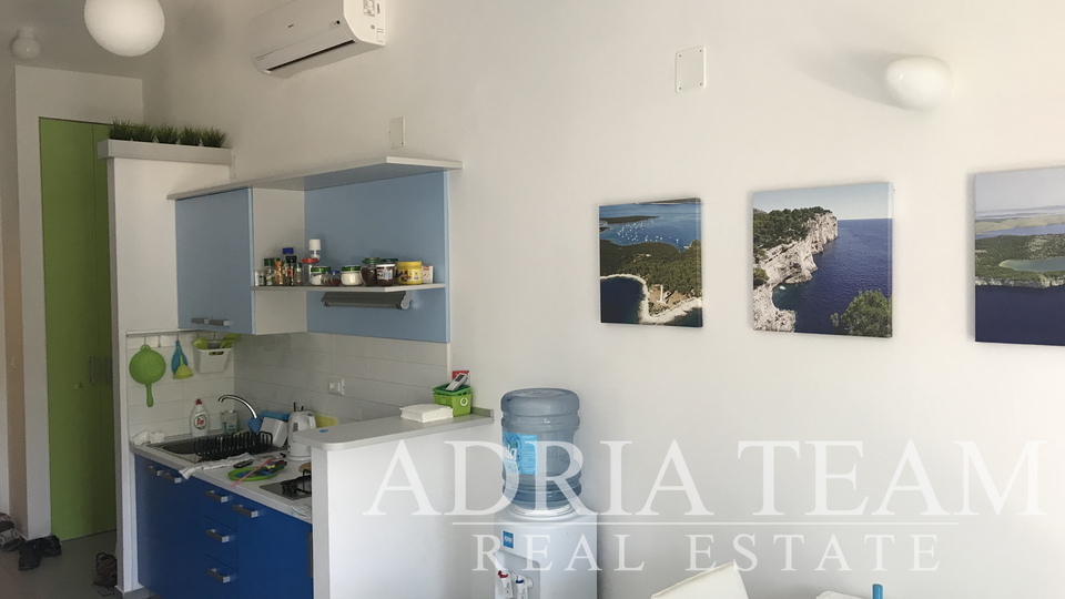 DVOSOBNI APARTMAN, 35 M OD MORA, VERUNIĆ - DUGI OTOK